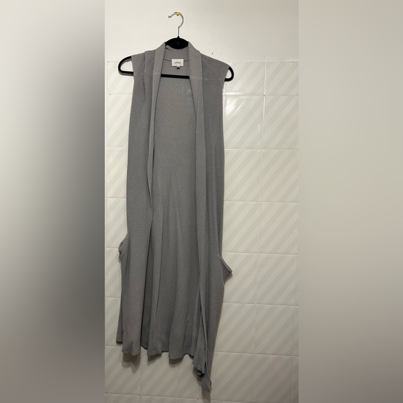 Wilfred Sweaters - Wilfred By Aritzia Gray Long Sweater Vest Size L